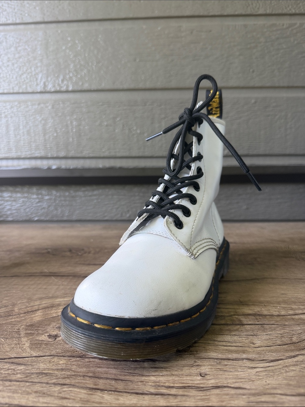 Dr. Martens Zavala Women’s Leather Lace-Up Boot Yellow Stitching size 6